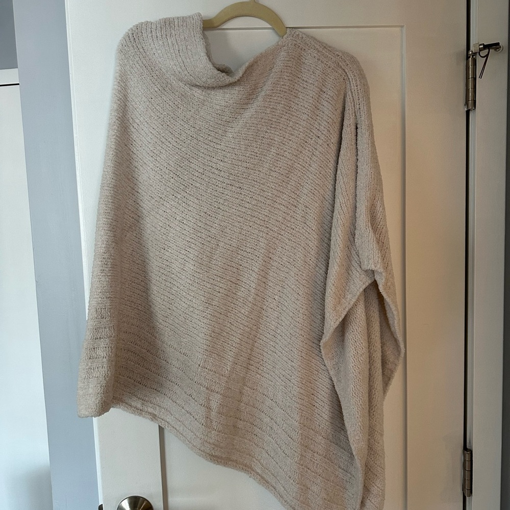Tommy Bahama Cozy Cream Cashmere Women's Shawl